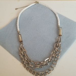 Fashion necklace